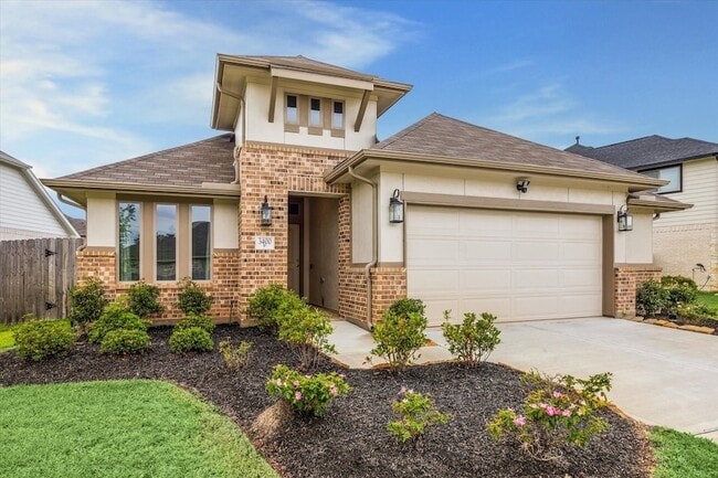 property at 3400 Acacia Grv Ln
