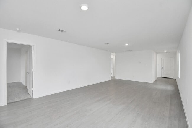 property at 21522 Cottonwood Mdws Trl