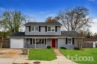 7402 Kenstan Ct in Temple Hills, MD - Building Photo