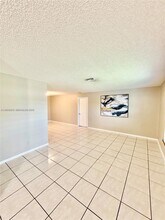 7150 NW 46th St in Lauderhill, FL - Building Photo - Building Photo