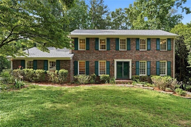 property at 3731 Dunwoody Club Dr