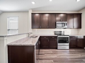 409 Katie Elder Dr in Jarrell, TX - Building Photo - Building Photo