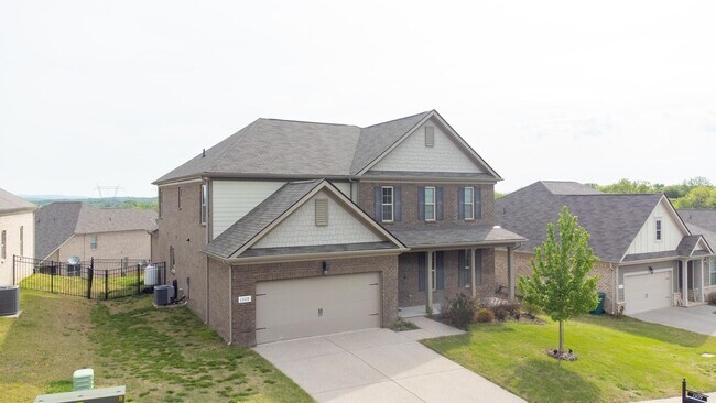 1309 Sylvan Park Dr in Spring Hill, TN - Building Photo - Building Photo