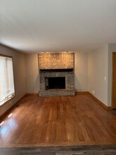 953 Country Club Rd in Lake Zurich, IL - Building Photo - Building Photo