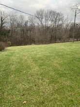 1556 Thames Dr in Columbus, OH - Foto de edificio - Building Photo