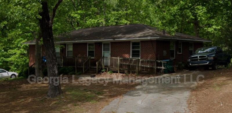 468 Taylor St in Royston, GA - Building Photo