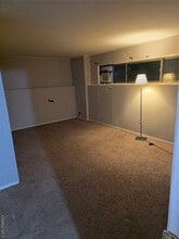 4 Lauren Ave S in Dix Hills, NY - Building Photo - Building Photo