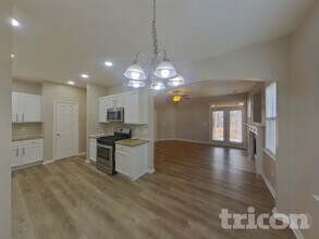 9106 Valleyview Ct in Union City, GA - Foto de edificio - Building Photo