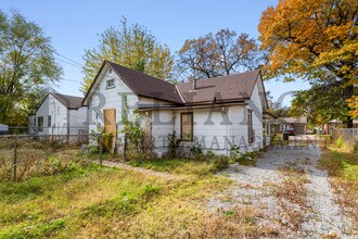 1934 N Burns Ave in Wichita, KS - Building Photo - Building Photo