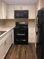 1076 Ellen Ct in Melbourne, FL - Building Photo