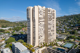 Mott-Smith Laniloa in Honolulu, HI - Building Photo - Primary Photo