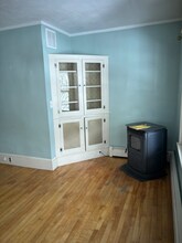 34 Pleasantdale Ave in Waterville, ME - Building Photo - Building Photo