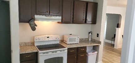 803 N Gettysburg Ave in Dayton, OH - Building Photo - Building Photo
