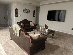 2890 Jupiter Blvd SE in Palm Bay, FL - Building Photo - Building Photo