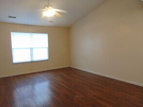 1709 Lakewood Dr in Columbia, MO - Building Photo - Building Photo
