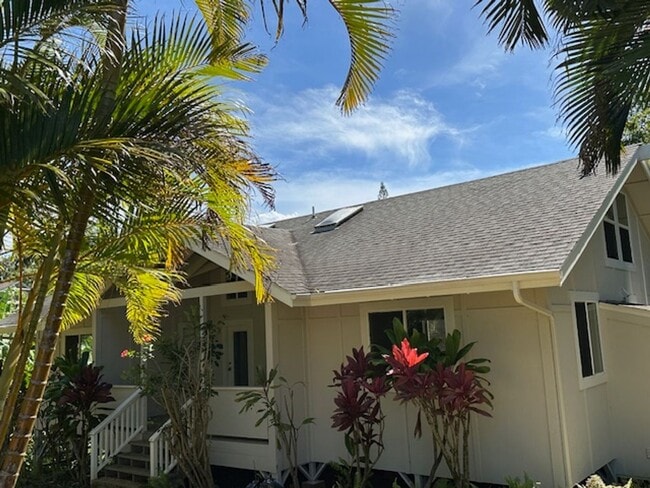 property at 220 Laniloa Way