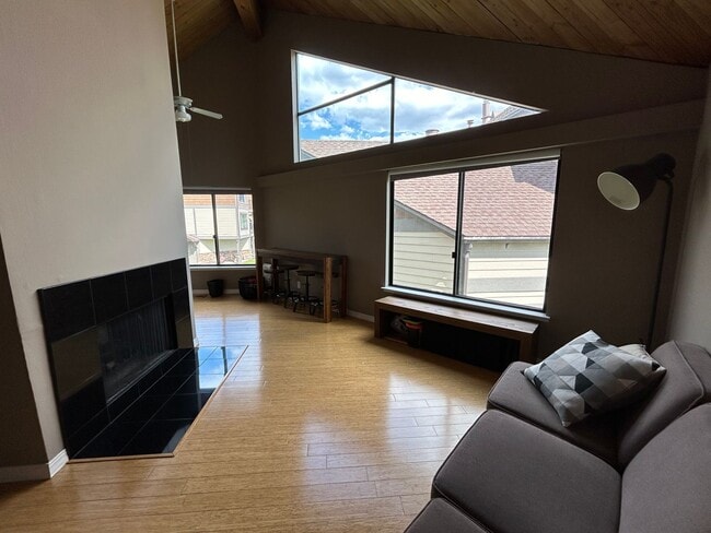489 Tahoe Keys Blvd