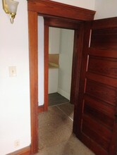 532 Blackman St-Unit -2 in Jackson, MI - Building Photo - Building Photo