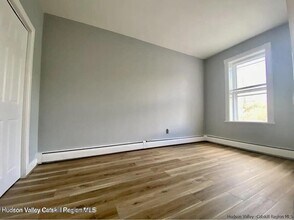 91 Broadway in Kingston, NY - Building Photo - Building Photo