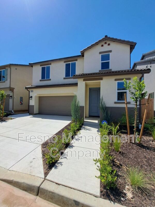 2889 E Escarpa Dr in Fresno, CA - Building Photo - Building Photo