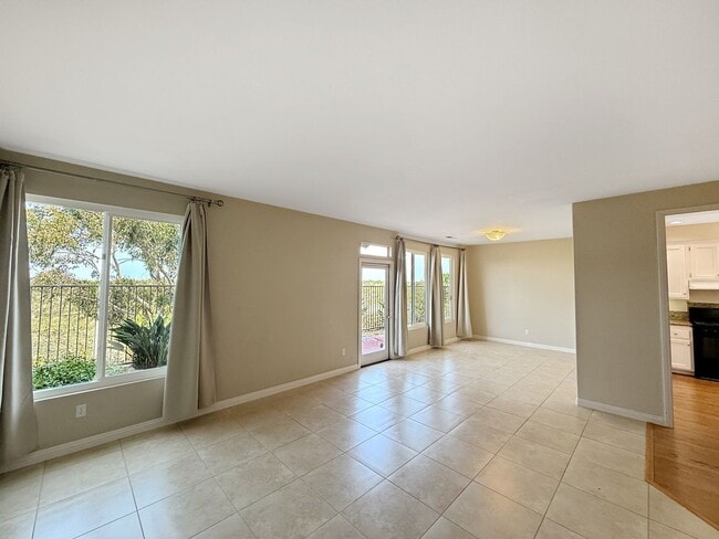 11162 Caminito Rodar in San Diego, CA - Building Photo - Building Photo