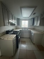 11951 Chamberlaine Way in Adelanto, CA - Building Photo