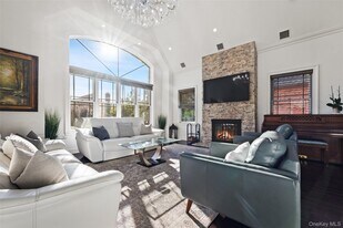 2063 Narragansett Ave in Bronx, NY - Building Photo