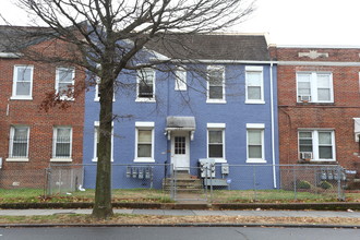 1635 W Virginia Ave NE in Washington, DC - Building Photo - Building Photo