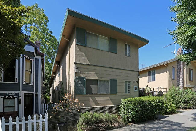 2224 O St in Sacramento, CA - Building Photo - Building Photo