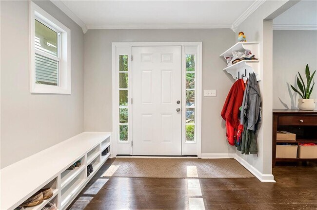 486 Lakeshore Dr NE in Atlanta, GA - Building Photo - Building Photo