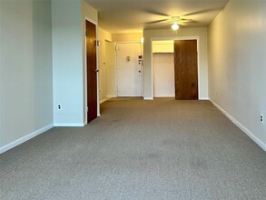 66-60 80th St in Queens, NY - Building Photo - Building Photo