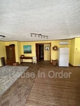 89 Medley Dr in Waynesville, NC - Building Photo - Building Photo