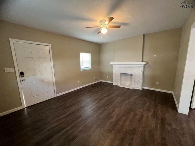 1104 Bluff St in Wichita Falls, TX - Building Photo - Building Photo