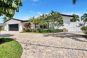 5220 NE 26th Ave, Unit 6H in Fort Lauderdale, FL - Building Photo - Building Photo