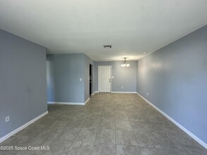 2242 Flower Tree Cir in Melbourne, FL - Building Photo - Building Photo