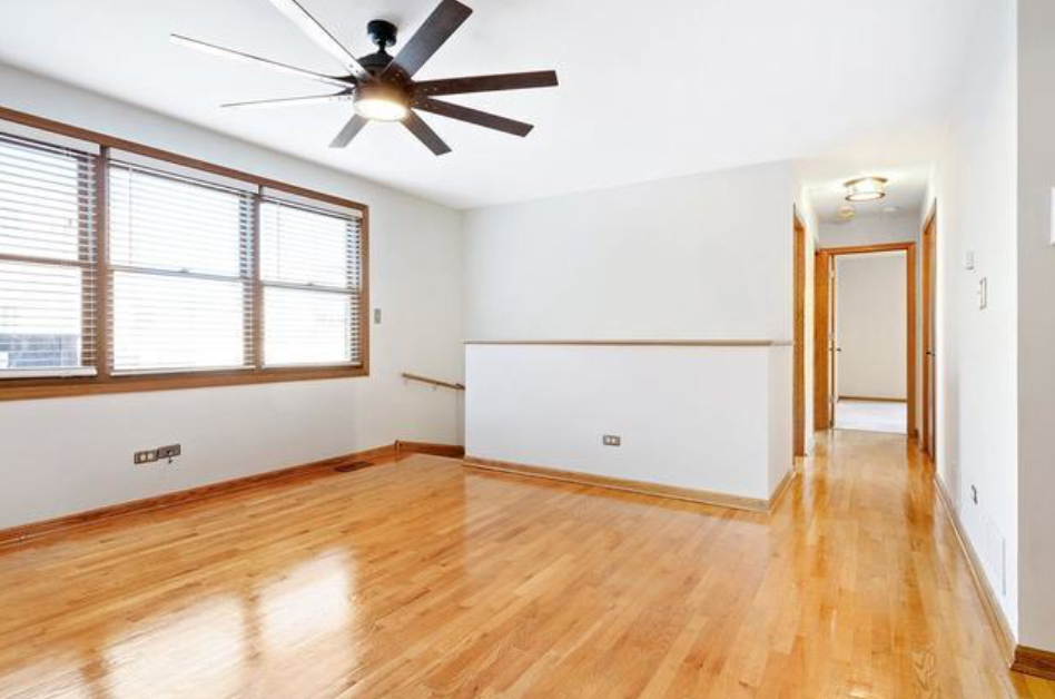 7411 N Claremont Ave in Chicago, IL - Building Photo