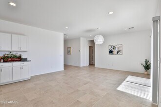1133 W Descanso Canyon Dr in Casa Grande, AZ - Building Photo - Building Photo