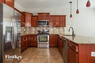 2203 Lake Vista Drive in Mount Holly, NC - Building Photo - Building Photo