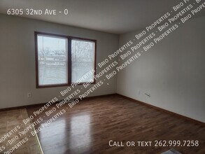 6305 32nd Ave in Kenosha, WI - Building Photo - Building Photo