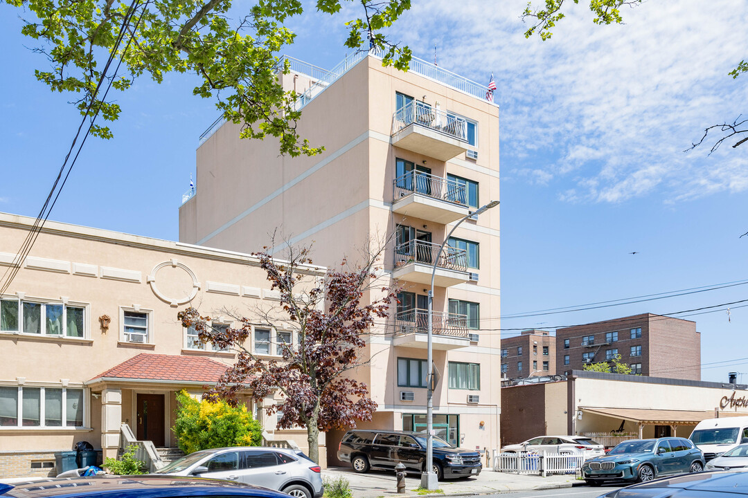 1917 Avenue X in Brooklyn, NY - Foto de edificio