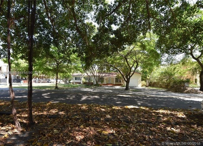 800 Andalusia Ave in Coral Gables, FL - Building Photo - Building Photo