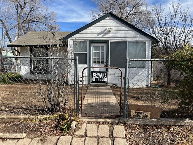 815 Dameron Dr in Prescott, AZ - Foto de edificio - Building Photo