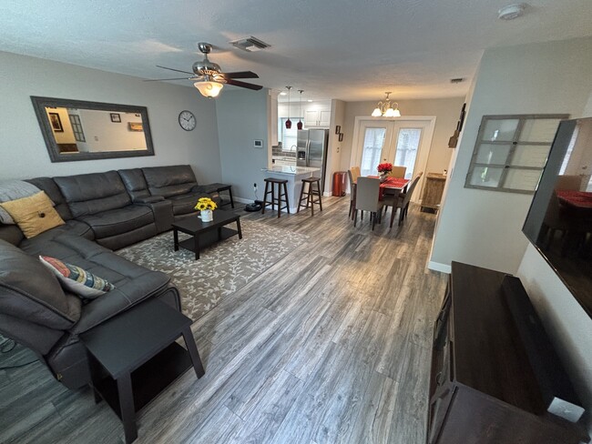 property at 11253 109th Ln N