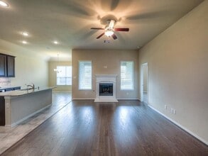 1530 Holly Chase Ct in Conroe, TX - Building Photo - Building Photo