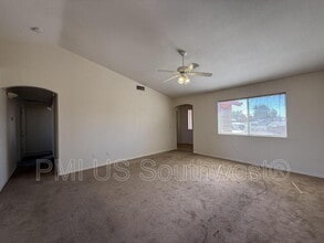 1605 E Rinaldi Way in Fort Mohave, AZ - Building Photo - Building Photo