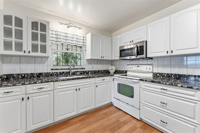 2711 W Heiter St in Tampa, FL - Building Photo - Building Photo