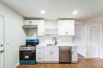 23 Slade St in Pawtucket, RI - Building Photo - Building Photo