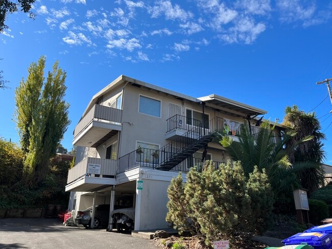2279 Cuadra Ct, Unit 3