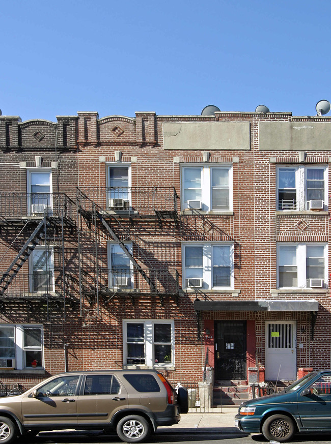 644 46th St in Brooklyn, NY - Building Photo - Building Photo