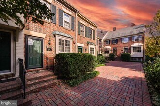 1121 Portner Rd in Alexandria, VA - Building Photo - Building Photo